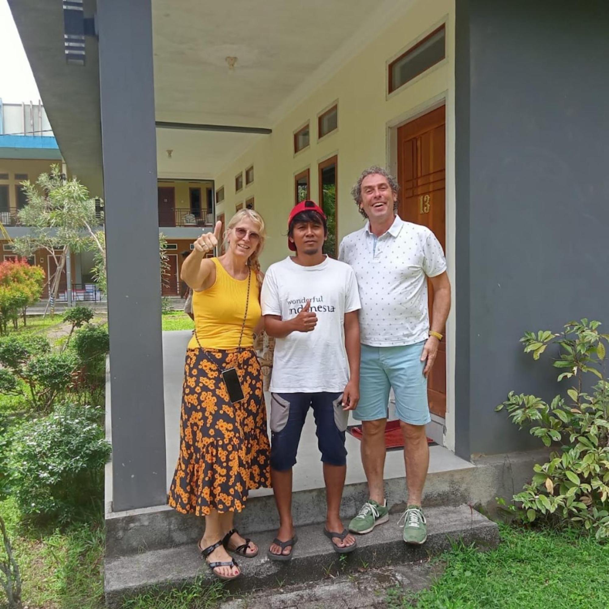 Tangkoko Macaca Hotel Rinondoran Bagian luar foto